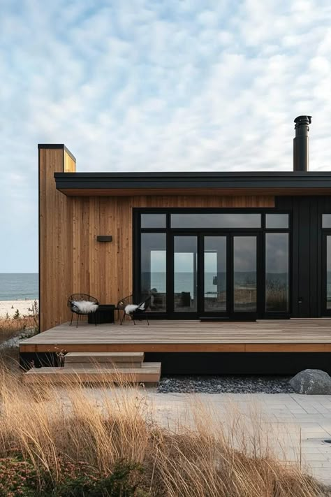 40 Clever Small Prefab Houses You Have to Love Modern Tiny Home Exterior, Modern Prefab Adu, Modern Nature House Exterior, Pre-fab Cabins, Tiny Beach House Design, Tiny House Beach Cottage, Flat Roof Tiny House, Tiny Prefab Homes, Best Prefab Homes Usa