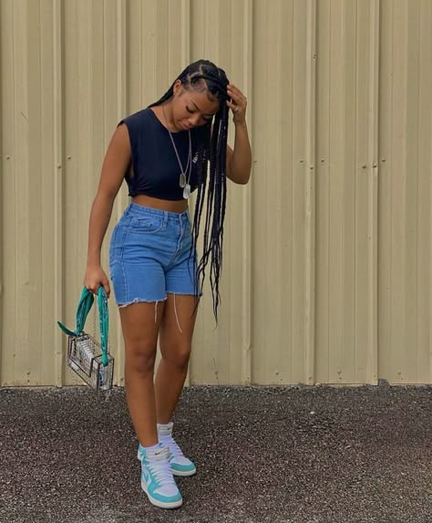 Summer Denim Outfits, Jean Short Outfits, Denim Outfits, The Diary, Summer Denim, Tomboy Style Outfits, Shorts Outfit, Chill Outfits, Looks Street Style