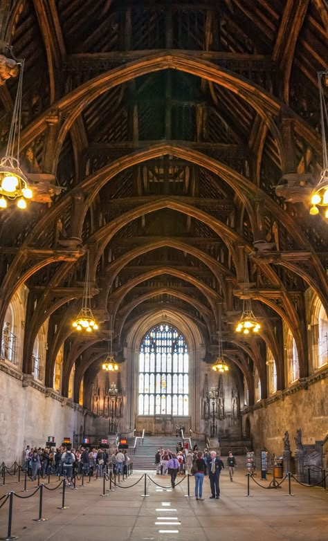 Medieval Great Hall, French Gothic Architecture, London Westminster, Museum Building, Palace Of Westminster, Architecture London, Great Fire Of London, Gothic Buildings, London Wall