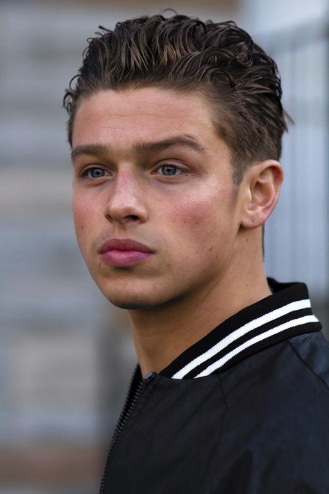 Spencer Lofranco. My new celebrity crush Spencer Lofranco, Jamesy Boy, Movies For Boys, Ricky Nelson, Aesthetic People, Famous Men, Boys Haircuts, Fav Celebs, Good Looking Men