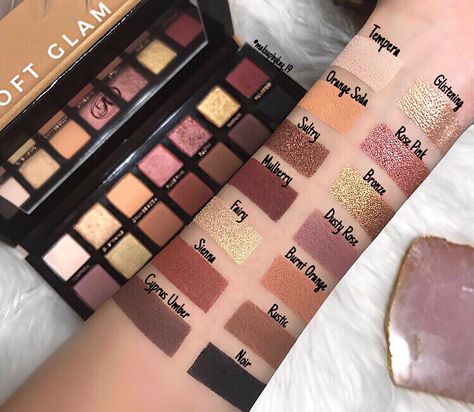 ABH 'soft glam' palette swatches Soft Glam Palette Looks, Abh Soft Glam, Soft Glam Palette, Beginner Eyeshadow, Look Kylie Jenner, Tutorial Eyeshadow, Revolution Eyeshadow, Beautiful Eyeshadow, Makeup Eyeshadow Palette