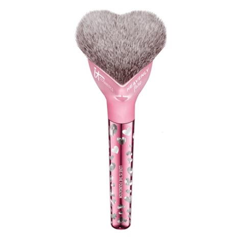 It Cosmetics Love is the Foundation Brush Arrives for Fall 2019 – Musings of a Muse Natural Face Cream, It Cosmetics Foundation, Perfect Complexion, A Muse, It Cosmetics, Cruelty Free Makeup, Natural Eye Makeup, Luxury Makeup, Makeup Items