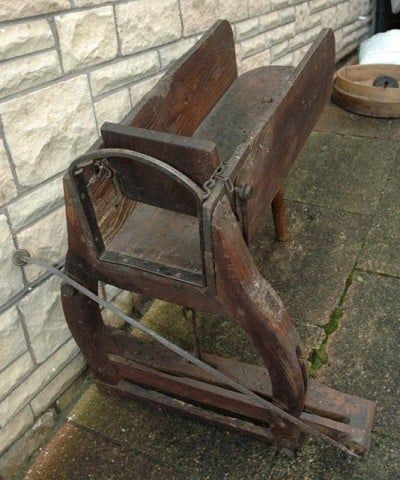 Chaff cutter Old Farm Tools, Farm Tools And Equipment, Agricultural Tools, The Industrial Revolution, Old Farm Equipment, Hammer Head, Farm Tools, Vintage Valentine Cards, Antique Tools