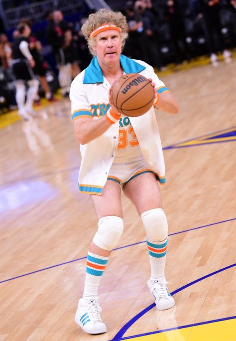 Will Ferrell Crashes Warriors' Warm-Ups in Costume as <em>Semi-Pro</em> Character: 'He's Hilarious' Jackie Moon Costume, Jackie Moon, Funny Couple Costumes, Movie Cosplay, Semi Pro, Jersey Uniform, Will Ferrell, Movie Party, Red Books