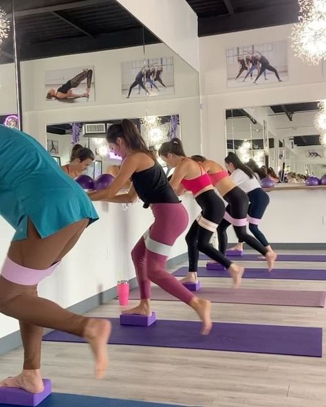 BODYBARRE on Instagram: "Bands and blocks and weights and barre!! Our amazing Sam brought an amazing class, full of creativity, (and BURN) as usual. Swipe for the #fitspo 👀" Block Exercises, Yoga Blocks Exercises, Barre Exercises, Pilates Workout Routine, Band Exercises, Barre Classes, Functional Fitness, Barre Workout, Yoga Block