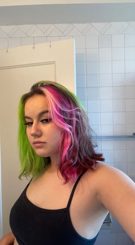 Green And Pink Dyed Hair, Pink And Green Hair, Weird Haircuts, Pink Hair Dye, Dye Ideas, Colorful Hair, 2024 Vision, Green And Pink, Hair Dye