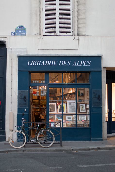 the paris diaries fall day 2 everyday parisian Smell Of Old Books, Everyday Parisian, Paris Books, Shop Facade, Storefront Design, Paris Decor, Paris Print, Shop Fronts, Paris Photography