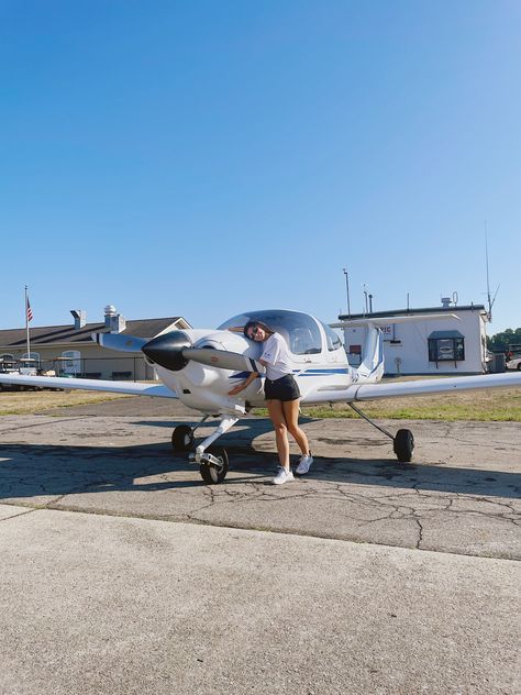 Plane | Pilot | Student pilot | pilot aesthetic Pilot Wife Aesthetic, Aviation Student Aesthetic, Private Pilot License Aesthetic, Airplane Pilot Aesthetic, Commercial Pilot Aesthetic, Pilot Boyfriend Aesthetic, Airline Pilot Aesthetic, Pilot School Aesthetic, Pilot Uniform Woman