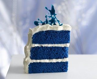 Blue Velvet Cake Recipe, Quinceañera Cakes, Royal Blue Cake, Blue Velvet Cake, Blue Velvet Cakes, Velvet Cakes, Pinterest Fail, Velvet Cake Recipes, Caramel Pretzels