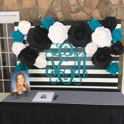 Black, teal and white backdrop for my daughter's high school graduation party. Teal And Black Birthday Party Ideas, Teal Graduation Party Ideas, Graduation Display Table, Teal Decorations, Teal Party Decorations, Graduations Ideas, Grad Backdrop, Pep Squad, Entertaining Outdoors