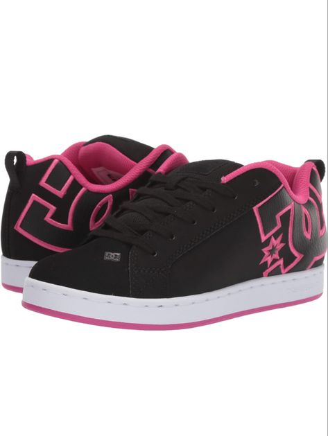 DC Women's Court Graffik Low Top Casual Skate Shoe Dc Court Graffik, Dc Sneakers, Dc Skate Shoes, Dc Shoes Women, Women Shoes Black, Stars Fashion, Women Skates, Bold Logo, Sneakers Women