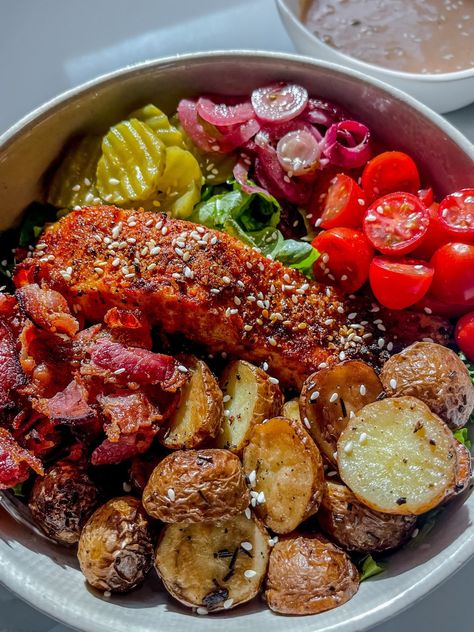 Salmon Burger Bowl — AllTypesOfBowls Salmon Burger Bowl Recipe, Marinated Onions Recipe, Types Of Bowls, Marinated Onions, Burger Bowl, Salmon Burger, Potatoes Tomatoes, Roasted Baby Potatoes, Sugar Free Ketchup