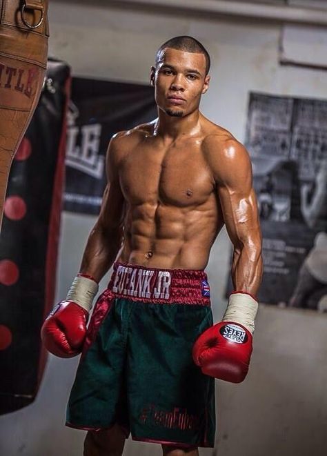 Chris Eubank Jnr - Middleweight: Interview: Boxer Chris Eubank Jnr is on the comeback trail at the O2 http://www.newsshopper.co.uk/leisure/latest/11738875._Straight_back_in_the_deep_end___Chris_Eubank_Jnr_promises_to_a_major_comeback_at_Greenwich_s_O2/ Boxer Physique Men, Boxing Physique Men, Boxers Physique, Boxer Physique, Boxer Pose, Boxing Poses, Boxer Fighter, Chris Eubank Jr, Chris Eubank