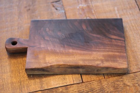 How to: Remove a Dent from Wood Wood Charcuterie Board, Serving Tray Decor, Wooden Chopping Boards, Serving Trays With Handles, Serving Tray Wood, Wood Ideas, Patio Designs, Deck Furniture, Woodworking Jigs