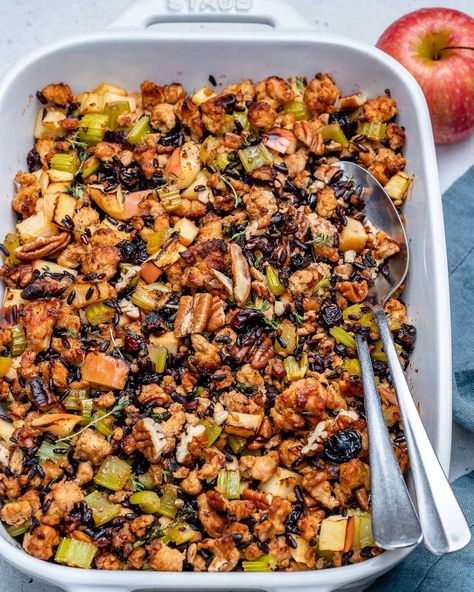 Wild Rice Sausage Stuffing Wild Rice Stuffing, Spoon Fork Bacon, Rice Stuffing, Stuffing Recipes For Thanksgiving, Sausage Stuffing, Thanksgiving Cooking, Thanksgiving Stuffing, Food Lunch, Clean Food Crush