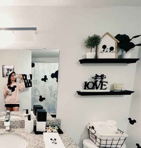 Be Our Guest Bathroom, Modern Disney House Decor, Farmhouse Disney Decor, Mickey Bathroom Ideas, Disney Theme Bathroom, Disney Guest Room, Mickey And Minnie Bathroom, Disney Farmhouse Decor, Disney Themed Bathroom