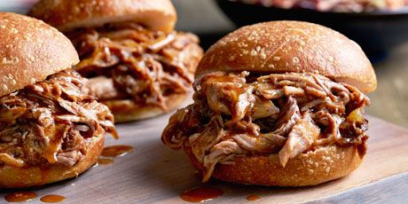 The Pioneer Woman's Pulled Pork Pulled Pork Oven Recipe Pioneer Woman, Pioneer Woman Pulled Pork, Lee Drummond, Pull Pork, Pork Sandwich Recipes, Barbecue Pulled Pork, Pulled Pork Sandwiches, Pulled Pork Recipe, Pork Sandwiches