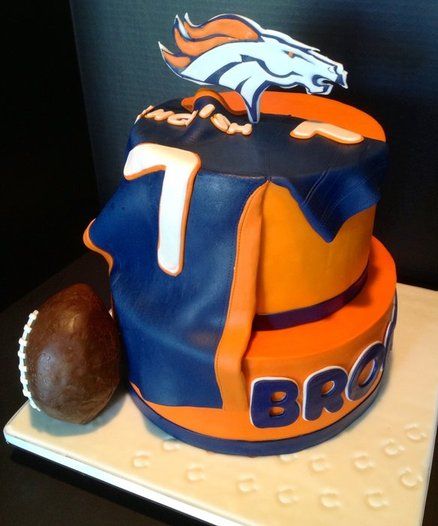 Broncos Groom's cake - by TheVagabondBaker @ CakesDecor.com - cake decorating website Denver Broncos Cake, Nfl Cake, Lucy Birthday, Denver Bronco, Groom Cake, Fathers Day Cake, Football Cake, Broncos Football, Broncos Fans