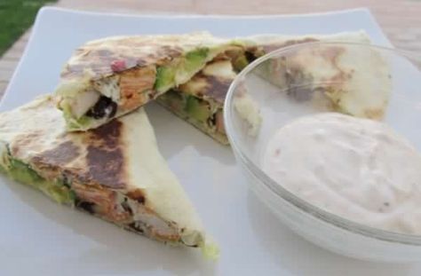 Chicken Pesto Quesadilla (Cactus Club Recipe) Pesto Quesadilla, Cactus Club, Creamy Pesto Sauce, Epic Meal Time, Keto Meal Plans, Fancy Dinner Recipes, Chicken Pesto, Sauce Chicken, Creamy Pesto