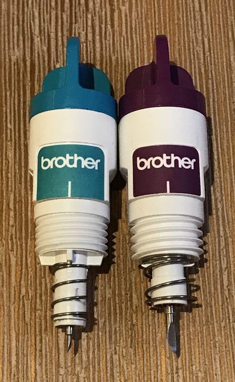 Brother ScanNCut Troubleshooting Tips: Cleaning the Blade Holder and Sharpening Your Blades - The Papered Chef Scan N Cut Projects, Brother Scanncut2, Cricut Help, Cricut Craft, Cut Image, 3d Paper Crafts, Cricut Tutorials, Scan N Cut, Scan And Cut