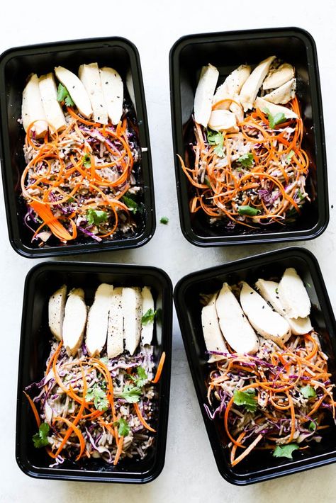 Cold Chicken Soba Noodle Meal Prep - Made by @MealPrepOnFleek Noodle Meal Prep, Soba Noodle Bowl, Diy Lunch, Cold Soba, Recipe Lunch, Meal Prep On Fleek, Soba Noodle, Sunday Meal Prep, Soba Noodles