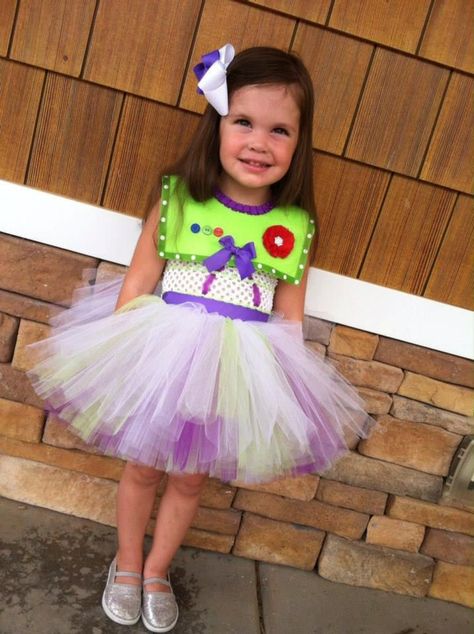 Buzz Lightyear Disfraz Buzz Lightyear, Buzz Lightyear Halloween Costume, 2015 Halloween Costumes, Tutu Dress Costumes, Costume Tutu, Toy Story Costumes, Tutu Ideas, Disney Halloween Costumes, Toy Story Birthday