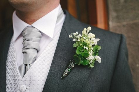 Shamrock buttonhole, Irish wedding Irish Wedding Inspiration, Celtic Wedding Traditions, Shamrock Wedding, Irish Themed Weddings, Ireland Photography, Wedding Outfit Men, Ireland Wedding, Scottish Wedding, Irish Wedding