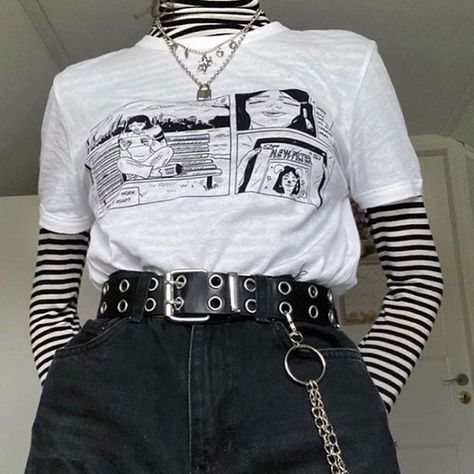 #wattpad #random Just some cute outfits you can use for stories 😄 Egirl Fashion, E Girl Outfits, Goth Outfit, Aesthetic Grunge Outfit, Alternative Outfits, Edgy Outfits, Outfits Casual, Mode Vintage, Retro Outfits