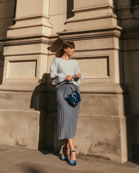 Jenny Cipoletti, Cozy Evening, Personal Style Inspiration, Holiday Events, June 1, Powder Blue, Holidays And Events, Insta Fashion, Casual Looks