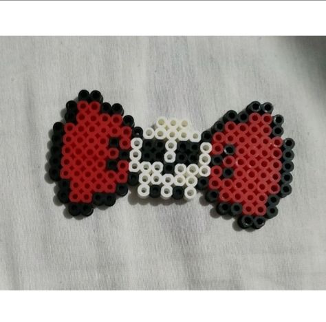 Ruby Gloom Perler Beads, Perler Beads Shoes, Tv Girl Perler Beads, Pierce The Veil Perler Beads, Red Perler Bead Patterns, Perler Bead Patterns Scene, Perler Bead Patterns Emo, Scene Perler Bead Patterns, Emo Perler Beads