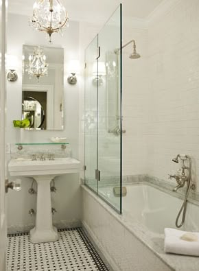 http://www.decorpad.com/photo.htm?photoId=85087&index=1&searchQuery=floor&searchType=photos Bathroom Tub Shower Combo, Bathroom Restoration, Black And White Tile, Elegant Bathroom Design, Subway Tile Showers, Bathroom Tub Shower, Master Shower, Decor Baie, Bathroom Tub