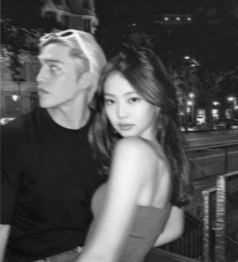 #seungchol #jennie #blackpink #seventeen Seventeen And Blackpink, Au Pictures, S.coups Seventeen, Seventeen Scoups, Kpop Couples, Keep Running, Fifth Harmony, Seventeen, Photo Editing