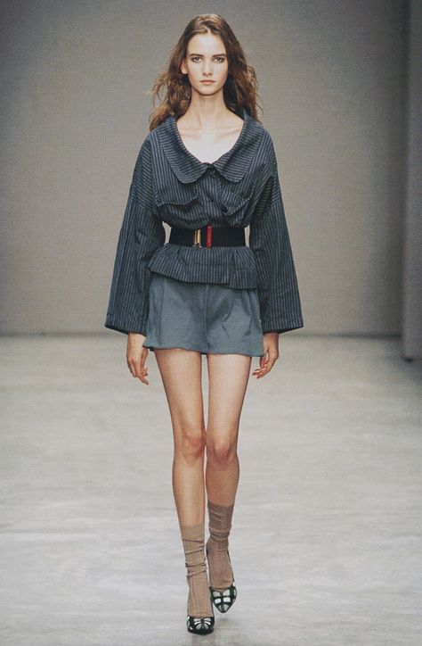 Miu Miu Runway, 2001 Fashion, Vs Fashion Show, Prada 2005, Victoria's Secret Fashion Show, Archive Fashion, Leather Shirt, Victoria Secret Fashion Show, Only Fashion