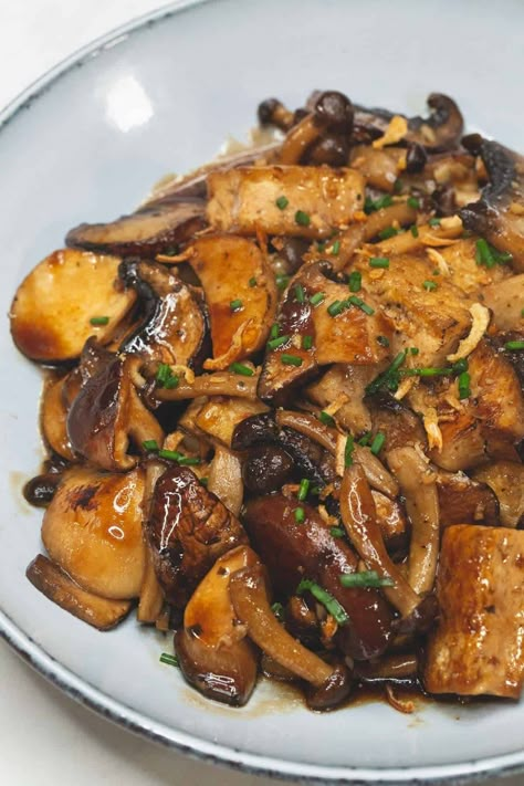 Tofu and Mushroom Adobo Recipe - Recipes by Nora Tofu Beans Recipe, Mushroom Adobo Filipino, Vegetarian Adobo Filipino, Filipino Tofu Recipes, Vegetarian Adobo, Eggplant Mushroom Recipes, Green Bean And Mushroom Recipes, Mushroom And Tofu Recipes, Mushroom Tofu Recipe