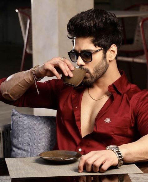 Boys Dpz Profile Pictures, Dpz Profile Pictures, Simba Nagpal, Boys Pic Stylish Dp, Attitude Dp, Handsome Indian Men, Boy Dp, Attractive Eyes, Men Fashion Casual Shirts