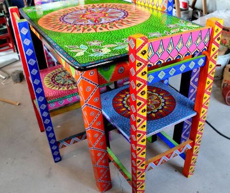 Mexican Painted Furniture, Hand Painted Chairs, Mexican Furniture, Painted Stools, Whimsical Painted Furniture, Painted Dining Chairs, Whimsical Furniture, Bohemian Furniture, Painted Chairs