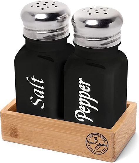 Glass Farmhouse, Salt And Pepper Holder, Crockery Design, Black Salt, Rustic Kitchen Decor, Open When, Home Restaurant, Kitchen Utensils Gadgets, Cooking Kitchen