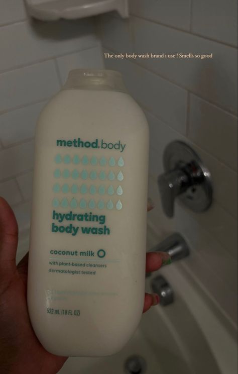 Method Body Wash, Body Care Essentials, Hair And Skin Vitamins, Body Tips, Exfoliating Body Wash, Hygiene Care, Body Hygiene, Simple Skincare Routine, Bath And Body Works Perfume