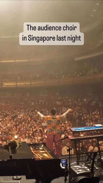 Good News on Instagram: "I thought this would be a nice start to everyone’s day. Enjoy! Repost @jacobcollier ・・・ The audience choir in Singapore last night ♥️🤍 It doesn’t matter where you go - human beings sound so beautiful." Choir Videos, Singer Talent, Sing Together, Steinway Piano, Music And The Brain, Musician Humor, Mashup Music, Inspirational Songs, Soul Songs