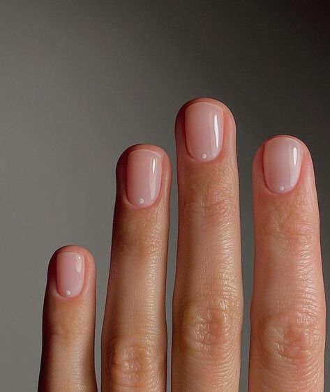 Short Round Nude Nails, Round Short Nails, Nails Nude, Nude Nails, Wedding Nails, Short Nails, Nails