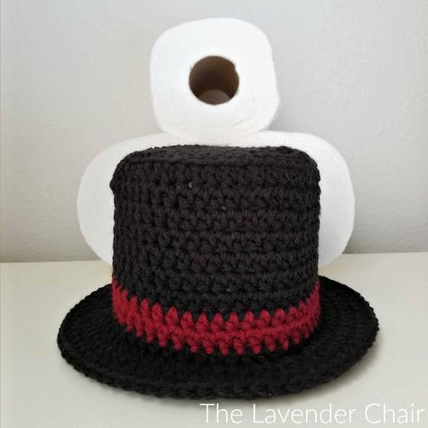 This Snowman Top Hat Toilet Paper Roll Cover Crochet Pattern was designed specifically for the 2017 Blog Hop. Check out the Introductory Post HERE! Crochet Top Hat Free Pattern, Crochet Toilet Paper Cover, Crochet Toilet Roll Cover, Snowman Top Hat, Introductory Post, Lavender Chair, The Lavender Chair, Lace Blanket, Snowman Hats