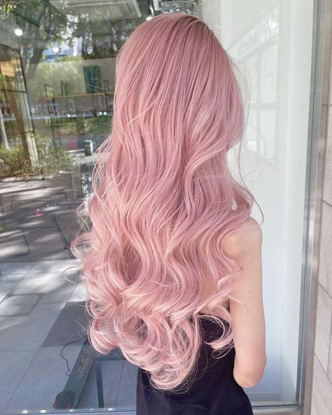 Light Pink Hair Pale Skin, Dusky Pink Hair, Pastel Pink Hair Aesthetic, Icy Pink Hair, Milky Pink Hair, Dolly Hair, Pale Pink Hair, Blonde Hair Pale Skin, Long Pink Hair