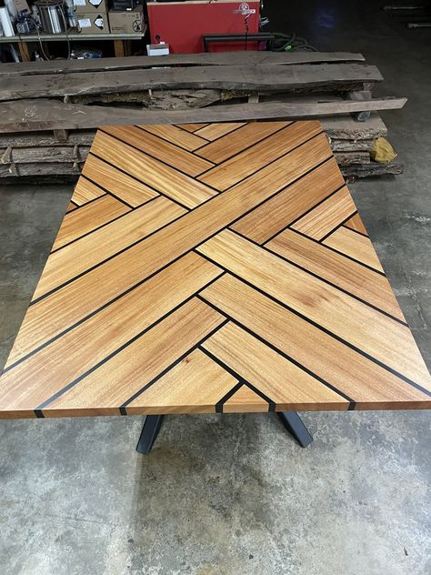 Brit's Table Co Signature Herringbone Dining Table — Brit’s Table Co Wood Table Design, Funky Painted Furniture Diy, Diy Dining Table, Painted Furniture Diy, Diy Sofa Table, Simple Coffee Table, Diy Patio Furniture Cheap, Free Woodworking Plans, Diy Furniture Easy