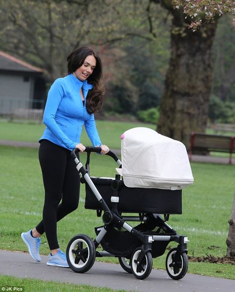 Stokke Trailz, Celebrity Baby Fashion, Bugaboo Buffalo, Play In The Rain, Celebrity Baby Pictures, Stokke Xplory, Bugaboo Stroller, Tamara Ecclestone, Celebrity Outfit Ideas