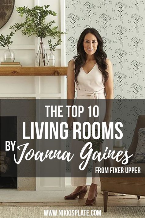 Fixer Upper Style Living Room, Living Rooms With Brown Couches, Stile Joanna Gaines, Sectional Living Rooms, Joanna Gaines Style Decorating, Fireplace Living Rooms, Living Rooms With Fireplace, Magnolia Living Room, Gaines Kitchen