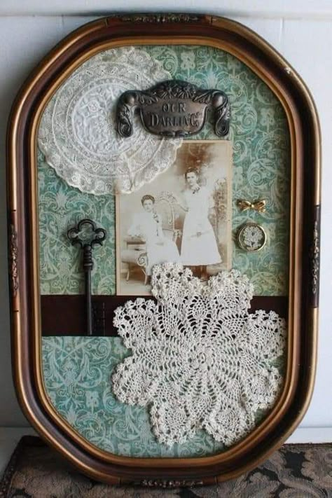 Shadow Box Memory, Doily Art, Doilies Crafts, Decoration Shabby, Shadow Box Ideas, Lace Doily, Diy Picture Frames, Family Keepsakes, Diy Picture