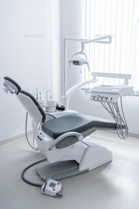 Dental Chair Design, Dental Health Week, Dentist Chair, Dentist Office Design, Female Dentist, Dental Chair, Dental Office Design Interiors, Dental Office Decor, Dental Equipment