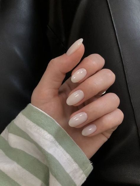 Ivory Nails, Old Money Nails, Money Nails, Milky Nails, Subtle Nails, Simple Gel Nails, Minimal Nails, Casual Nails, Work Nails