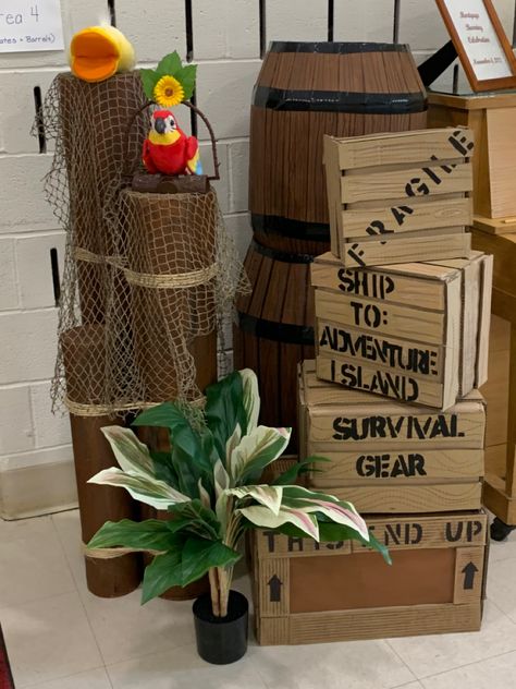 Island Party Decorations, Jungle Theme Decorations, Jungle Decorations, Pirate Island, Island Party, Underwater Theme, Vbs Themes, Holiday Club, Safari Theme Party