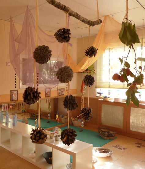 Reggio Children, Reggio Emilia Classroom, Reggio Inspired Classrooms, Reggio Emilia Inspired, Reggio Classroom, Infant Classroom, Preschool Rooms, Toddler Classroom, Deco Nature